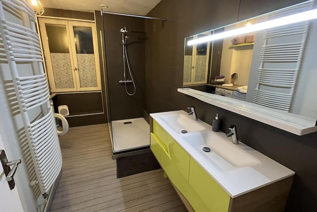 Grand Appartement A 巴尔 外观 照片